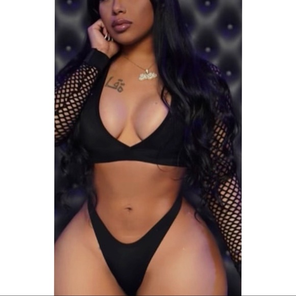 Orange long sleeve two piece - Picture 2 of 7